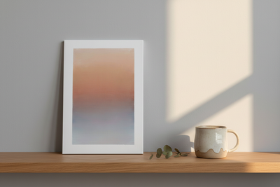Quiet Hours | Study – klein origineel acrylschilderij van KOJO Art, leunend tegen een lichtgrijze muur. Betaalbare kunst kopen: origineel werk voor max. €50.